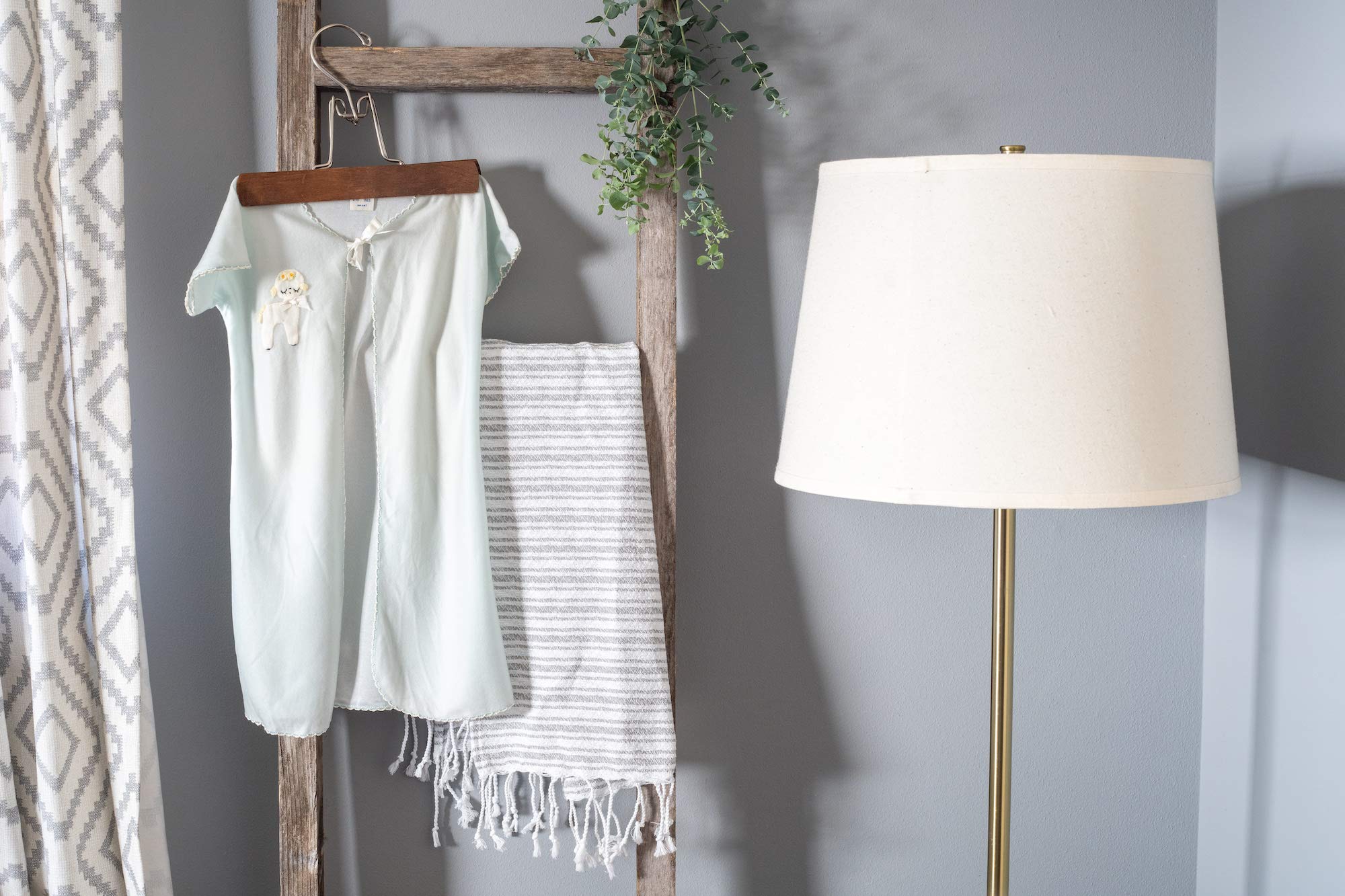 BarnwoodUSA Rustic Farmhouse Decorative Ladder - Our 6 ft Ladder can be Mounted Horizontally or Vertically and is Crafted from Upcycled Wood | No Assembly Required | Weathered Gray - Image 6